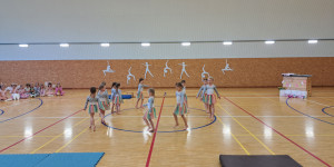 Gymnastika - 1682282328_gymnastika - soutěž ŠD v Komárově (3).jpg